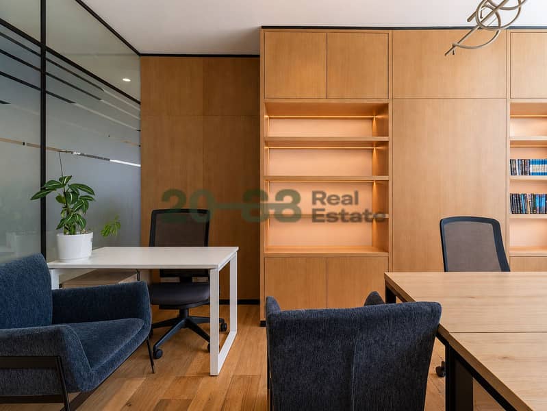 25 Office24. jpg