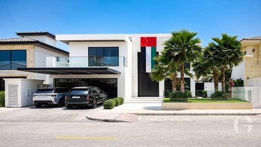 3 Bedroom Villa for Sale in Palm Jumeirah, Dubai - Image 1 3 Bedroom Villa for Sale in Palm Jumeirah, Dubai - Image 1