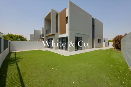 4 habitaciones Townhouse para en Alquiler en Villanova, Dubai - Casa adosada en Villanova,La Rosa,La Rosa 2, 4 dormitorios, 230000 AED - 16122522 4 habitaciones Townhouse para en Alquiler en Villanova, Dubai - Casa adosada en Villanova,La Rosa,La Rosa 2, 4 dormitorios, 230000 AED - 16122522