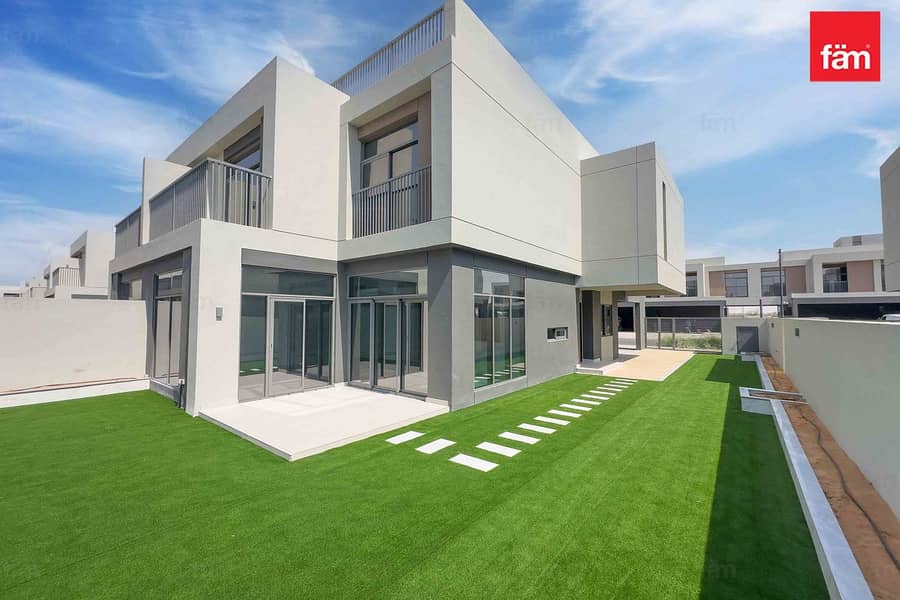 Best Price| Semidetached| Big Layout| Landscaped Best Price| Semidetached| Big Layout| Landscaped