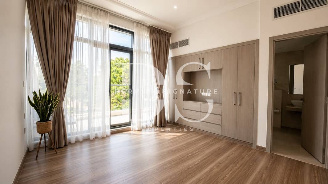 7 Main bedroom. jpg