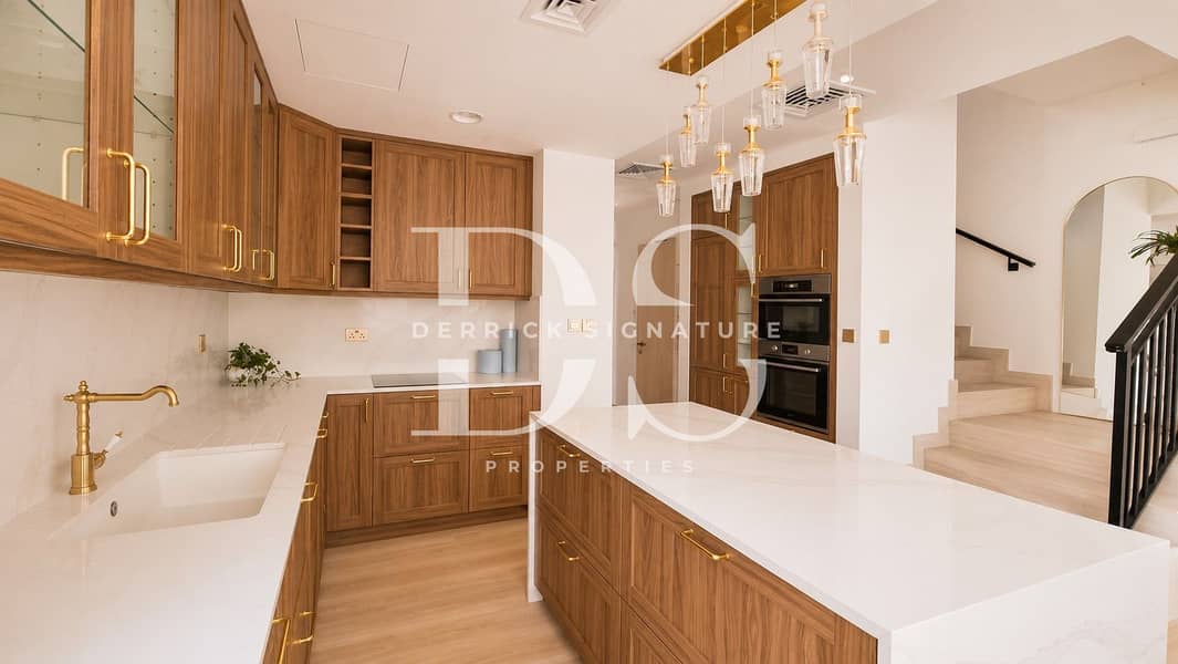 13 Kitchen. jpg
