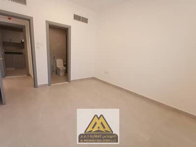 2 Camere Appartamento in affitto a Al Jurf, Ajman - WhatsApp Image 2026-09-02 at 10.09. 14 AM (2). jpeg 2 Camere Appartamento in affitto a Al Jurf, Ajman - WhatsApp Image 2026-09-02 at 10.09. 14 AM (2). jpeg