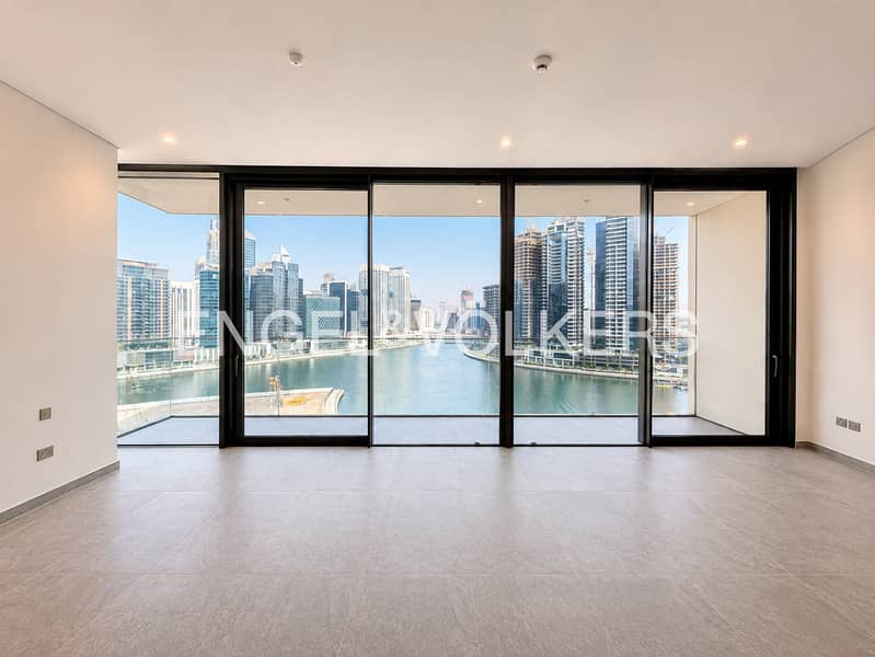 Canal View | Low Floor | Great Price Canal View | Low Floor | Great Price