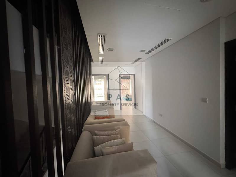 8 first floor hall. jpg