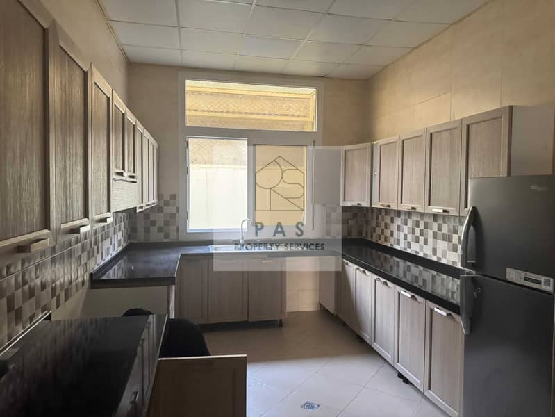 13 kitchen1. jpg