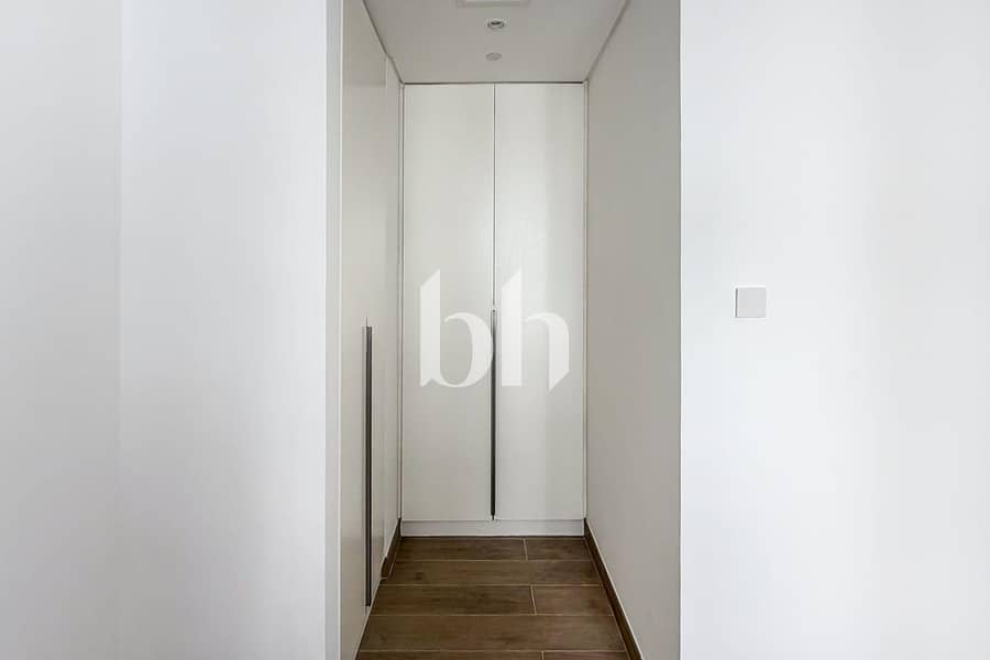 8 images image img