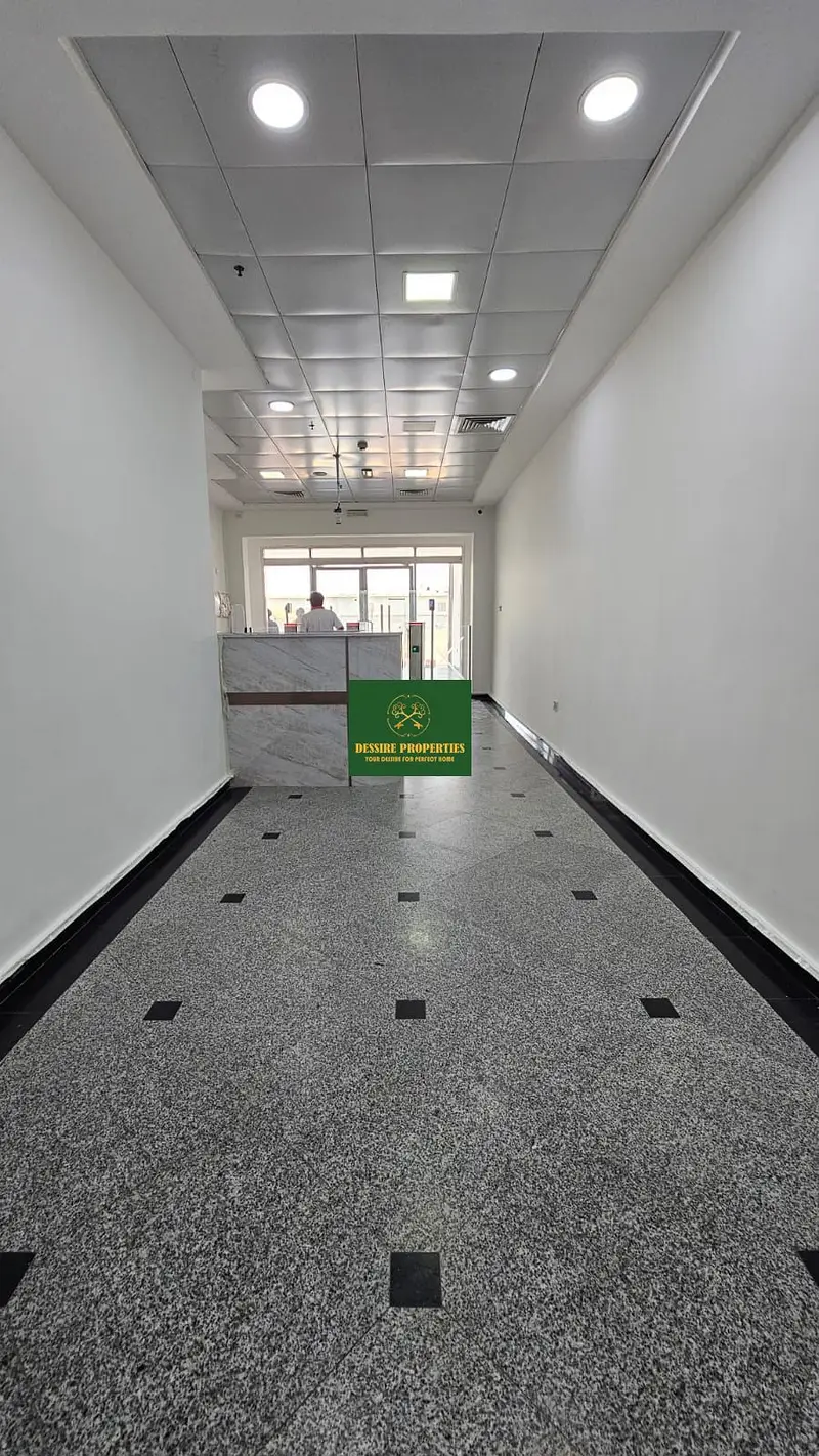 CORNER UNIT /BK View/Vastu unit Cash buyers are welcome