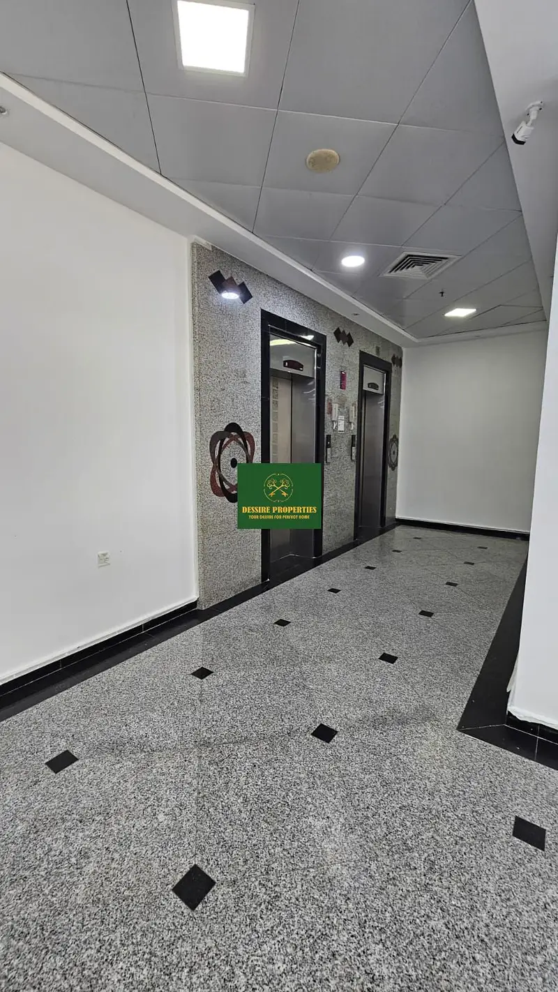 CORNER UNIT /BK View/Vastu unit Cash buyers are welcome