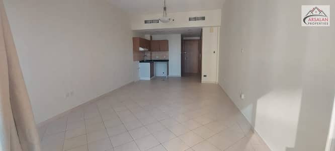 Студия в аренду в Дубай Продакшн Сити, Дубай - 713598d2-0ea5-447a-aa6d-705432475562. jpg Студия в аренду в Дубай Продакшн Сити, Дубай - 713598d2-0ea5-447a-aa6d-705432475562. jpg