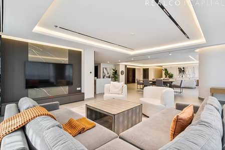 4 Bedroom Penthouse for Rent in Business Bay, Dubai - High-Floor 4BR + Maid Penthouse Luxury | Burj Khalifa & Canal Views |