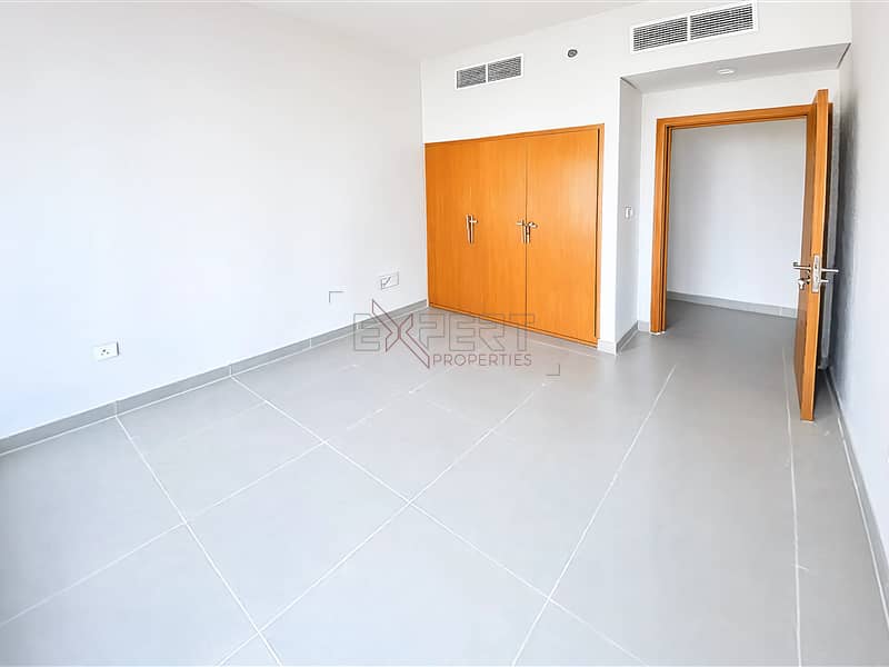 4 Image 4