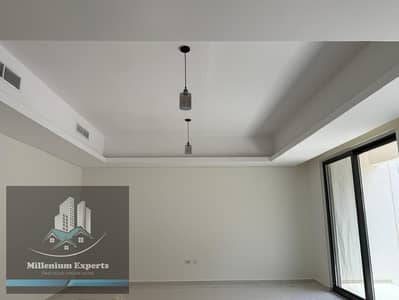 4 Bedroom Villa for Rent in DAMAC Hills 2 (Akoya by DAMAC), Dubai - b6a66ed2-13b3-48a5-a17a-4a878069d544. jpg 4 Bedroom Villa for Rent in DAMAC Hills 2 (Akoya by DAMAC), Dubai - b6a66ed2-13b3-48a5-a17a-4a878069d544. jpg