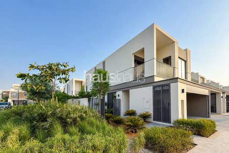 4 Bedroom Townhouse for Sale in Tilal Al Ghaf, Dubai - True corner unit | Larger plot | Genuine