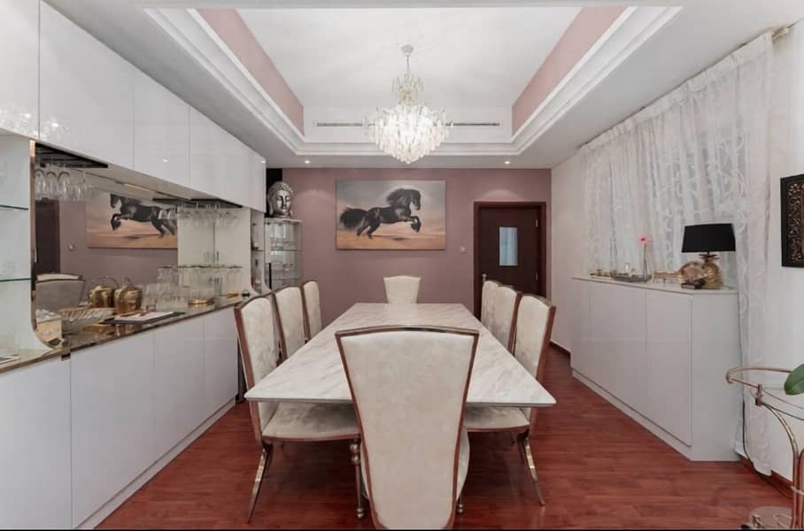 12 44. jpeg