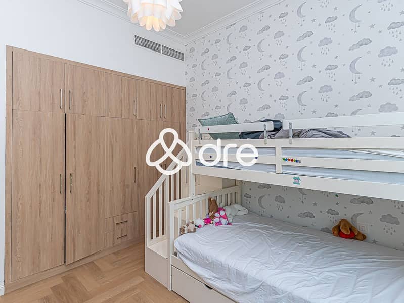11 DRE07077. JPG