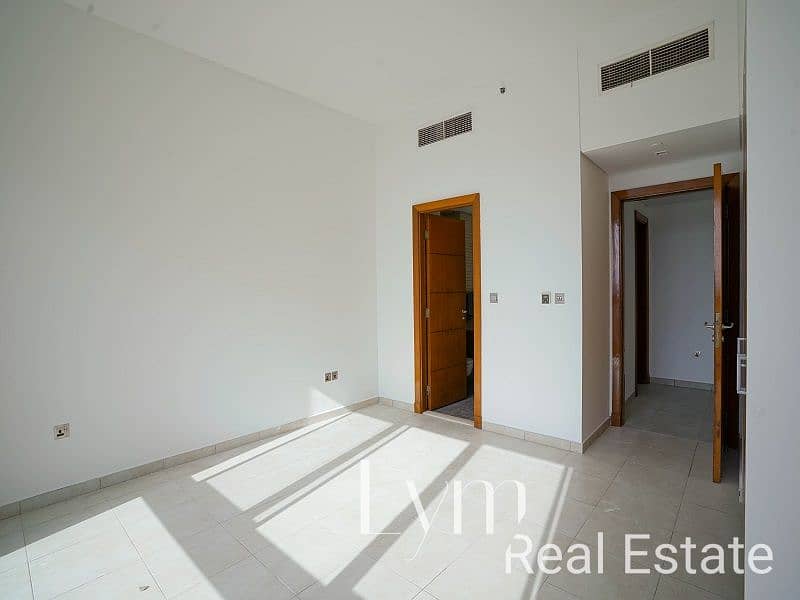 15 ANE02379. jpg