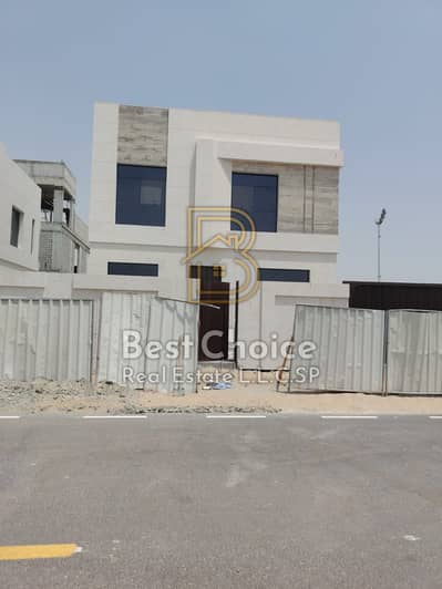 4 Schlafzimmer Villa zum Miete in Muzairah, Sharjah - 5c8ca468-5f94-4e15-bc79-434279dab021. jpg 4 Schlafzimmer Villa zum Miete in Muzairah, Sharjah - 5c8ca468-5f94-4e15-bc79-434279dab021. jpg