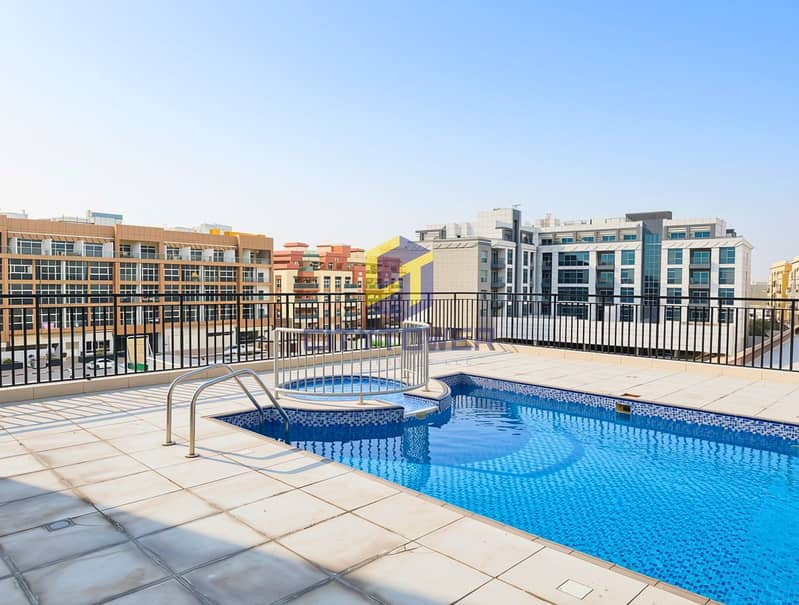 11 Warsan-7 Season-Luxury pool Area. jpg