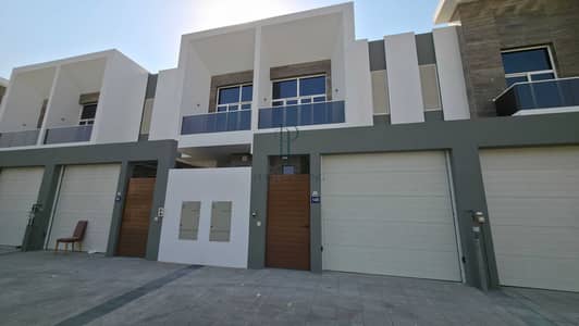 3 Schlafzimmer Townhouse zum zur Miete in Umm Suqeim, Dubai - 20260708_160200. jpg 3 Schlafzimmer Townhouse zum zur Miete in Umm Suqeim, Dubai - 20260708_160200. jpg