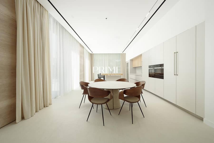 9 Image 0