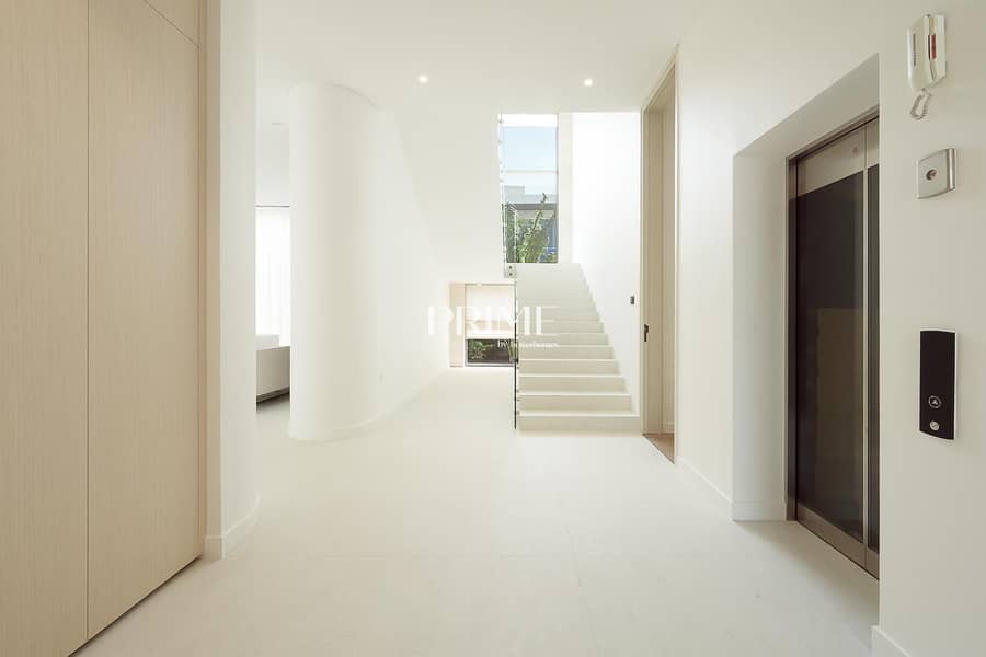 13 Image 0