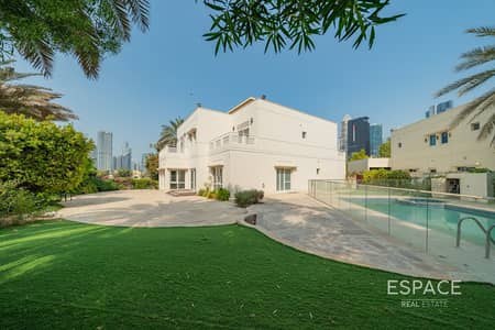 6 Camere Villa in affitto a The Meadows, Dubai - Villa a The Meadows,The Meadows 1, 6 camere da letto, 650000 AED - 14378649 6 Camere Villa in affitto a The Meadows, Dubai - Villa a The Meadows,The Meadows 1, 6 camere da letto, 650000 AED - 14378649