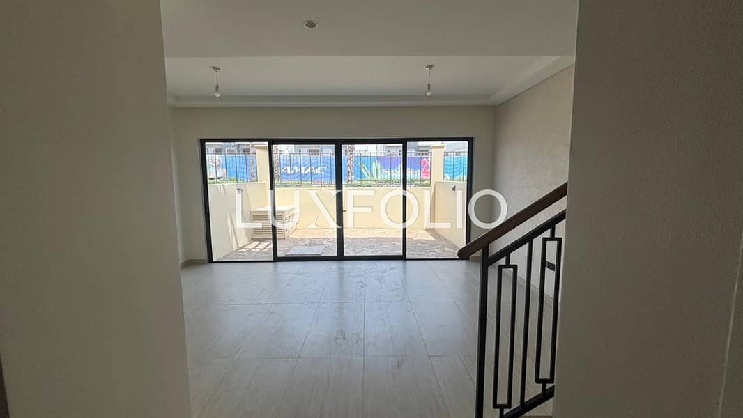 Vacant | Single Row | Ideal Location. Vacant | Single Row | Ideal Location.