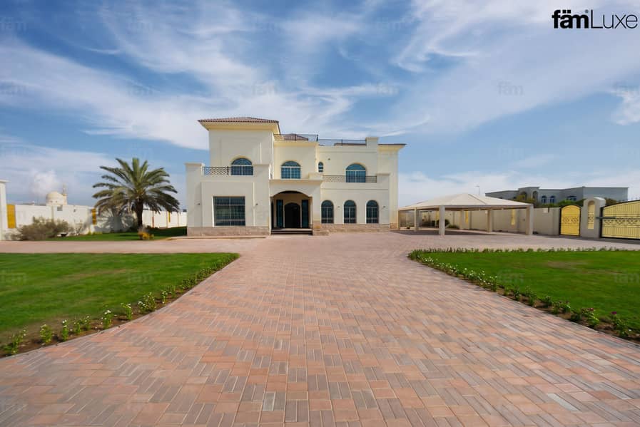 Private Tennis Court|Corner Villa| Luxury Finishes Private Tennis Court|Corner Villa| Luxury Finishes