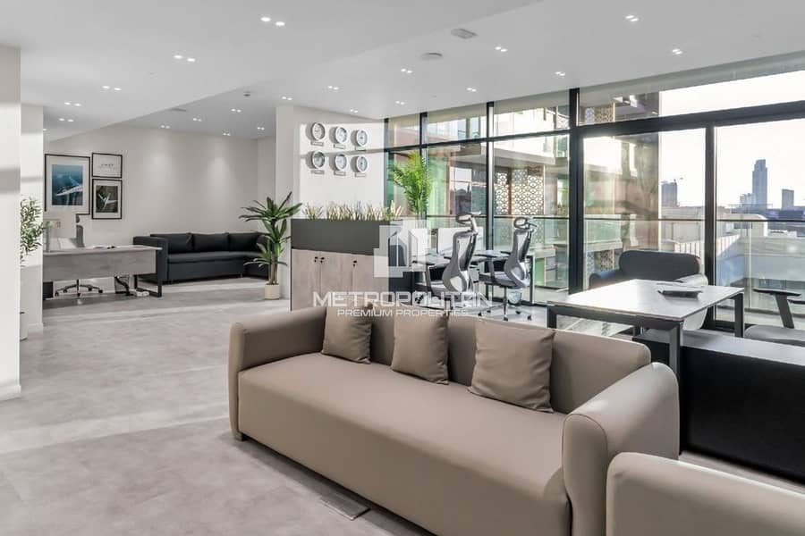 Elegant Premium Office | Premium and Vacant Elegant Premium Office | Premium and Vacant