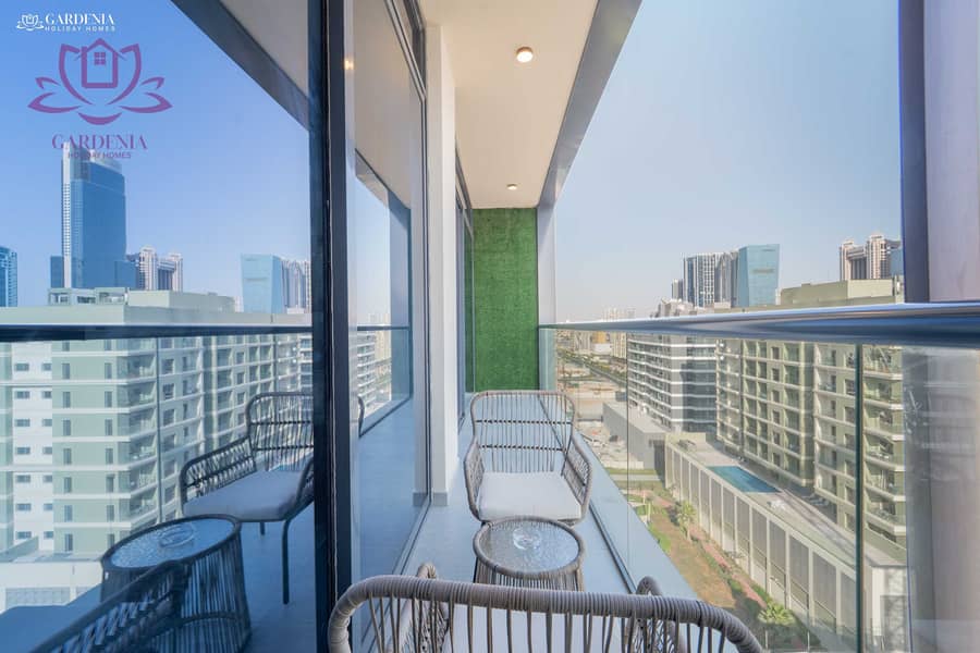 4 Balcony 2. jpg