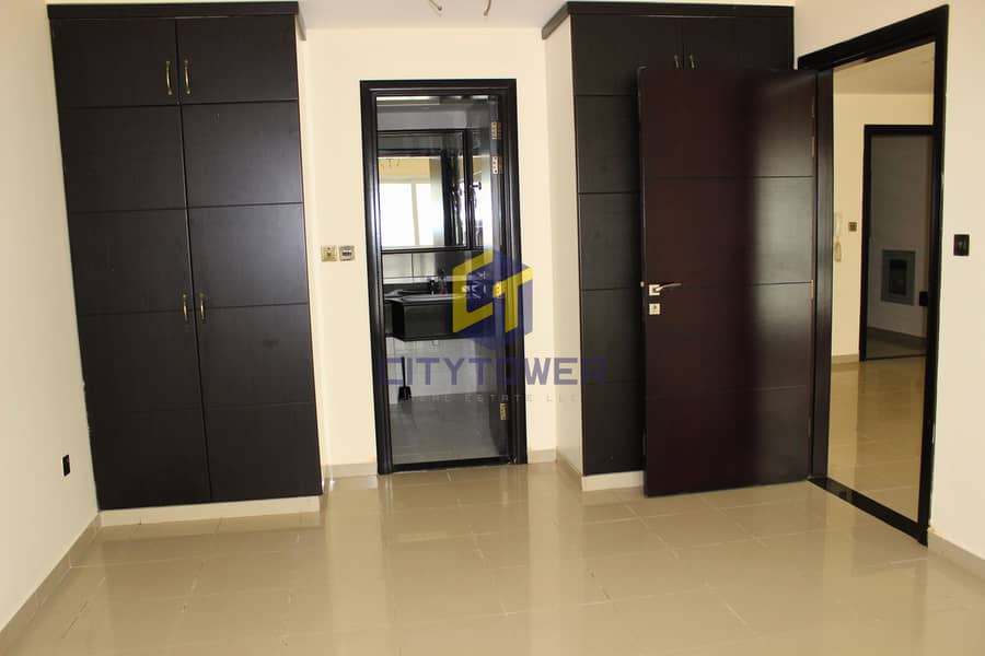6 Bur-Dubai-Al-Hamriya-Burjuman-Spacious-One-Bedroom. jpg