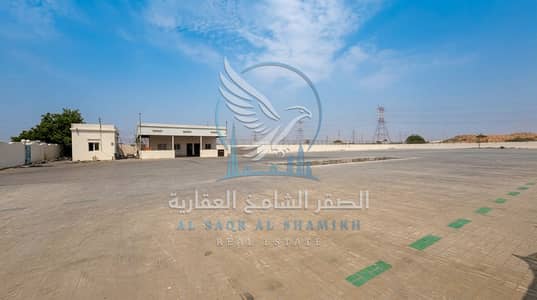 Industrial Land in affitto a Al Sajaa Industrial, Sharjah - حوش صناعي للإيجار في الصجعة  60,000 قدم مربع  كهرباء 3 فاز  740,000 درهم سنوياً5. jpeg