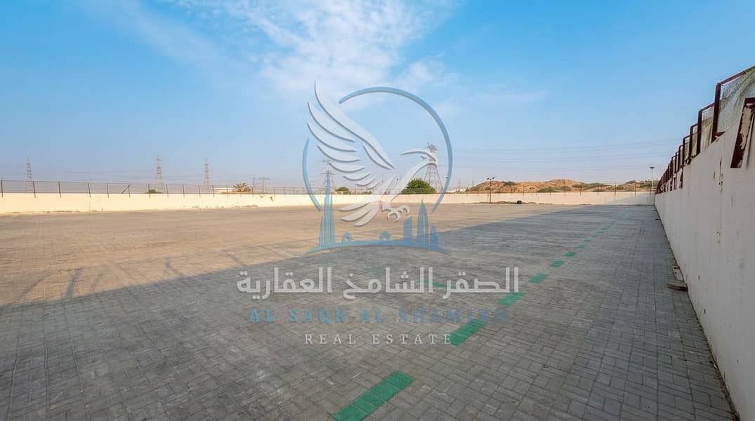 3 حوش صناعي للإيجار في الصجعة 60,000 قدم مربع كهرباء 3 فاز 740,000 درهم سنوياً4. jpeg