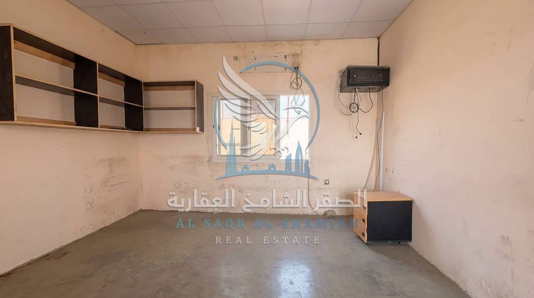 11 حوش صناعي للإيجار في الصجعة 60,000 قدم مربع كهرباء 3 فاز 740,000 درهم سنوياً11. jpeg