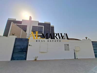 3 Schlafzimmer Villa zum zur Miete in Hoshi, Sharjah - 56307. jpg 3 Schlafzimmer Villa zum zur Miete in Hoshi, Sharjah - 56307. jpg
