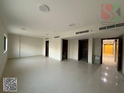 مکتب  للايجار في المويهات، عجمان - WhatsApp Image 2026-04-25 at 1.54. 34 PM (1). jpg