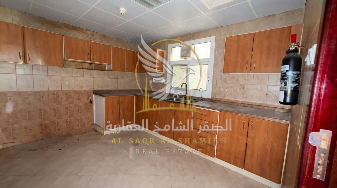 11 Real_estate_photo_editing_instru…_202609021755. jpeg
