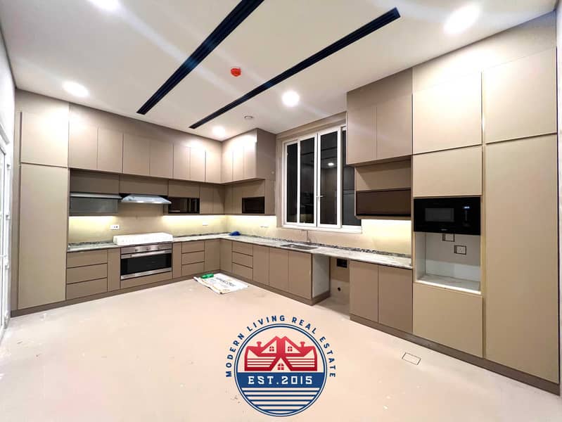 12 e4775ebc-54c1-4ad8-83ba-bed58be57f71. jpg