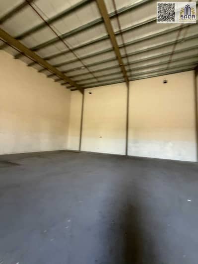 Warehouse para en Alquiler en Al Jurf, Ajman - IMG_3937. jpg Warehouse para en Alquiler en Al Jurf, Ajman - IMG_3937. jpg