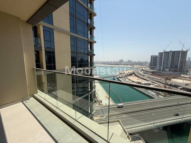 Ready To Move | Prime Location | Full Canal View Ready To Move | Prime Location | Full Canal View