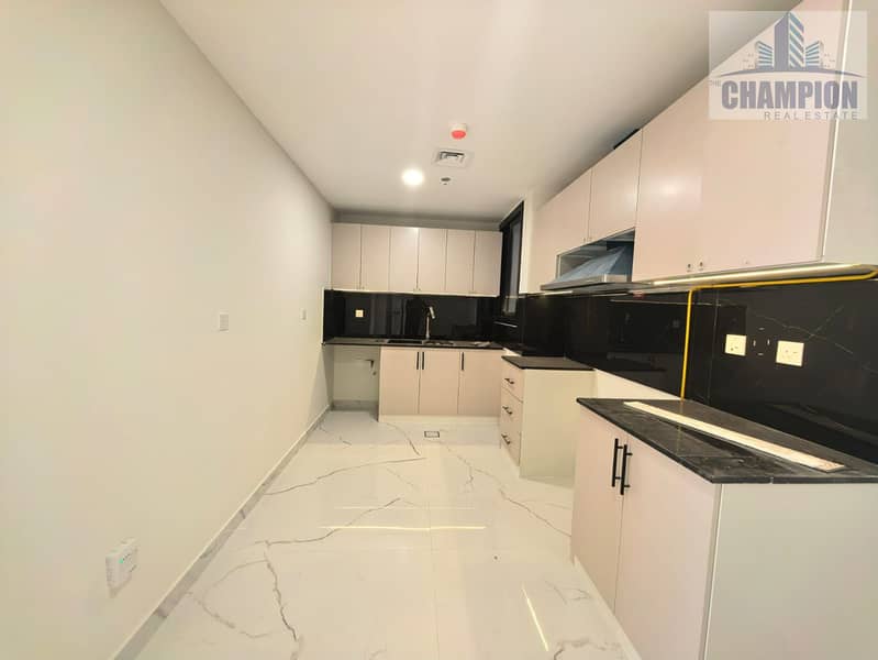 4 3f985766-43a1-4094-9215-afde0030e5bd. jpg
