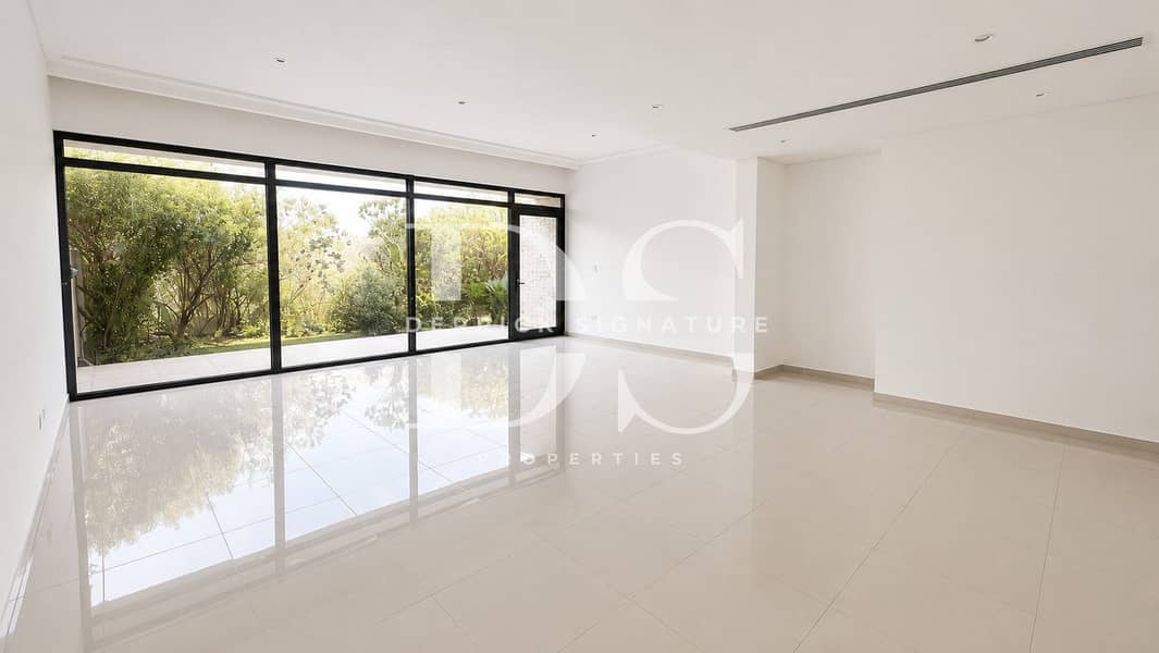 5 Living Room Left. jpg