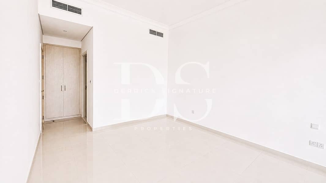 6 Room 1. jpg