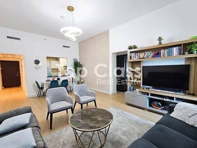 2 Bedroom Apartment for Sale in Dubai Sports City, Dubai - Upgraded 2BR | Golf View | Vacant on Transfer