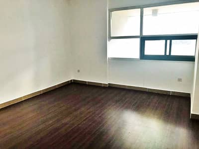 شقة في الخالدية 35000 درهم - 4504504 شقة في الخالدية 35000 درهم - 4504504