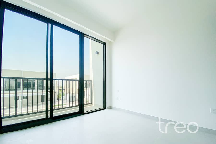 8 213 Maha, Town Square - 7. jpg