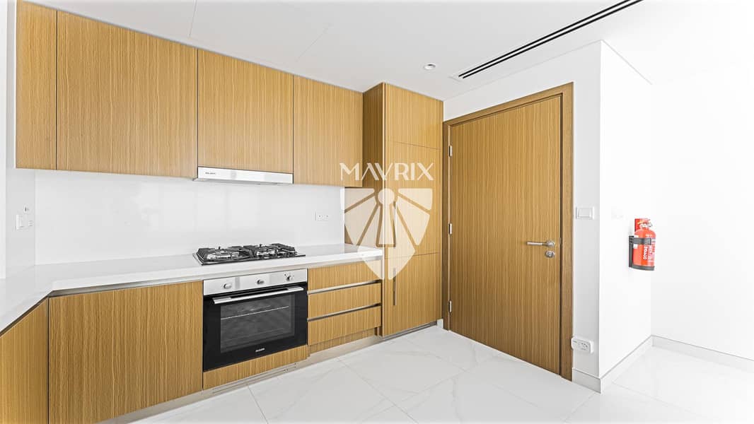 8 Image 8