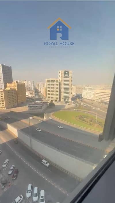 阿尔马贾兹， 夏尔迦 2 卧室公寓待售 - WhatsApp Image 2026-09-03 at 12.10. 56 PM (2). jpeg