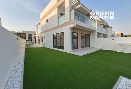تاون هاوس 4 غرف نوم للايجار في داماك هيلز، دبي - 613e8571-3273-4ce2-9cc3-569d98bd1859. jpg تاون هاوس 4 غرف نوم للايجار في داماك هيلز، دبي - 613e8571-3273-4ce2-9cc3-569d98bd1859. jpg